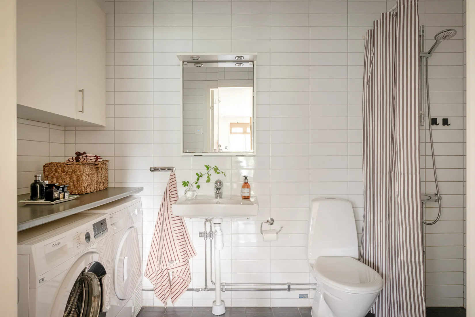 Bostadsrätt, Skebokvarnsvägen 51D, Bandhagen, Stockholm