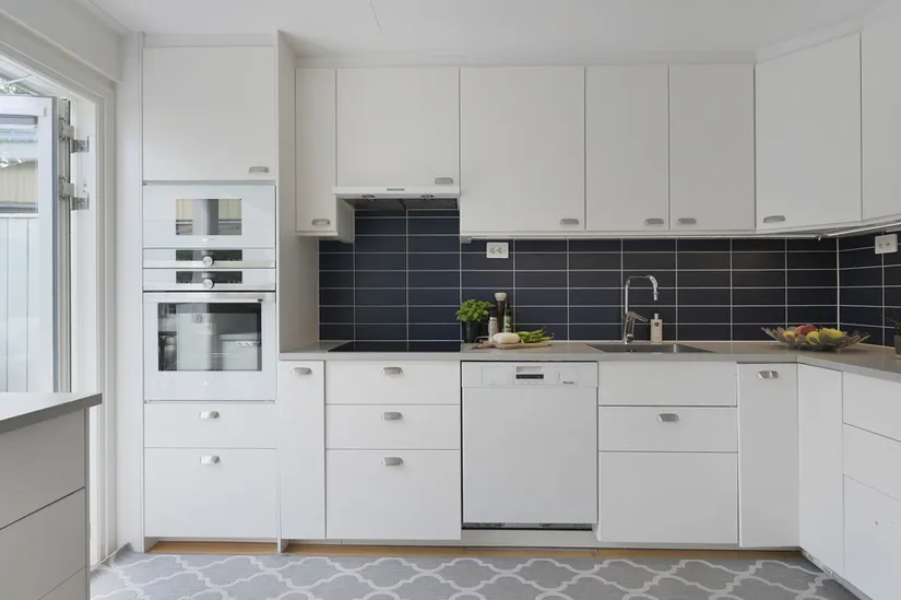 Radhus, Tröskvägen 161, Viksjö, Järfälla