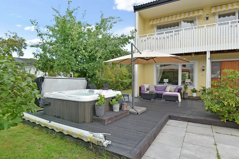 Radhus, Tröskvägen 161, Viksjö, Järfälla
