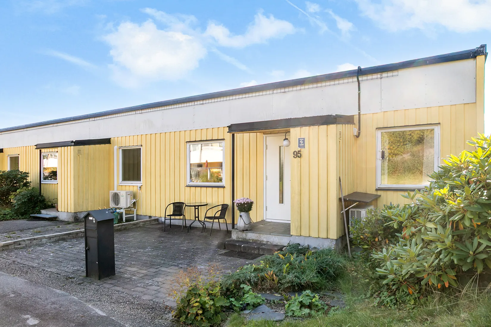 Radhus, Gråkullevägen 95, Centralt, Stenungsund