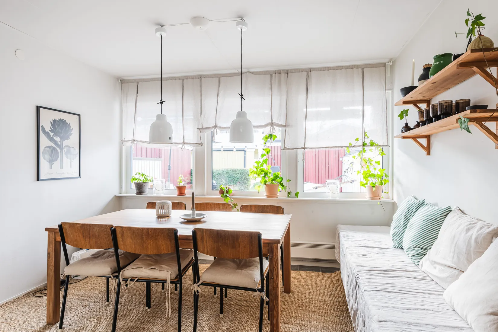 Radhus, Jaktfalksvägen 2, Övre Bosvedjan, Sundsvall