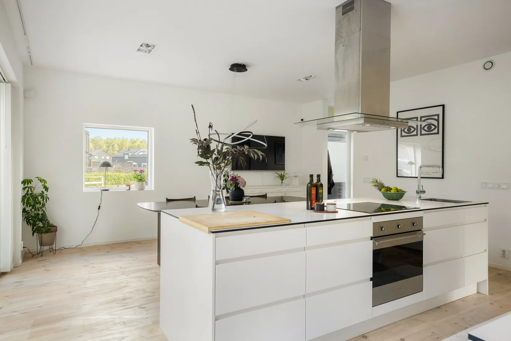 Radhus, Ängslyckan 21, Gånsta, Enköping