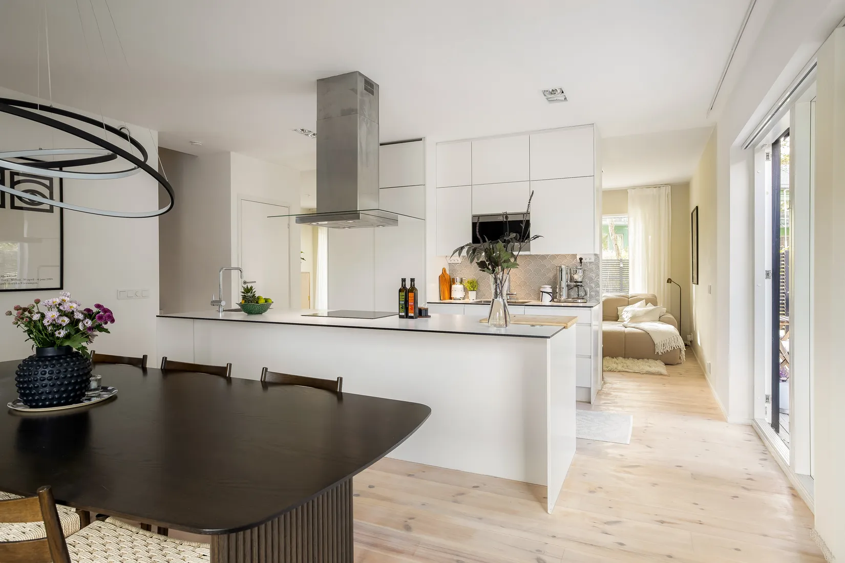 Radhus, Ängslyckan 21, Gånsta, Enköping