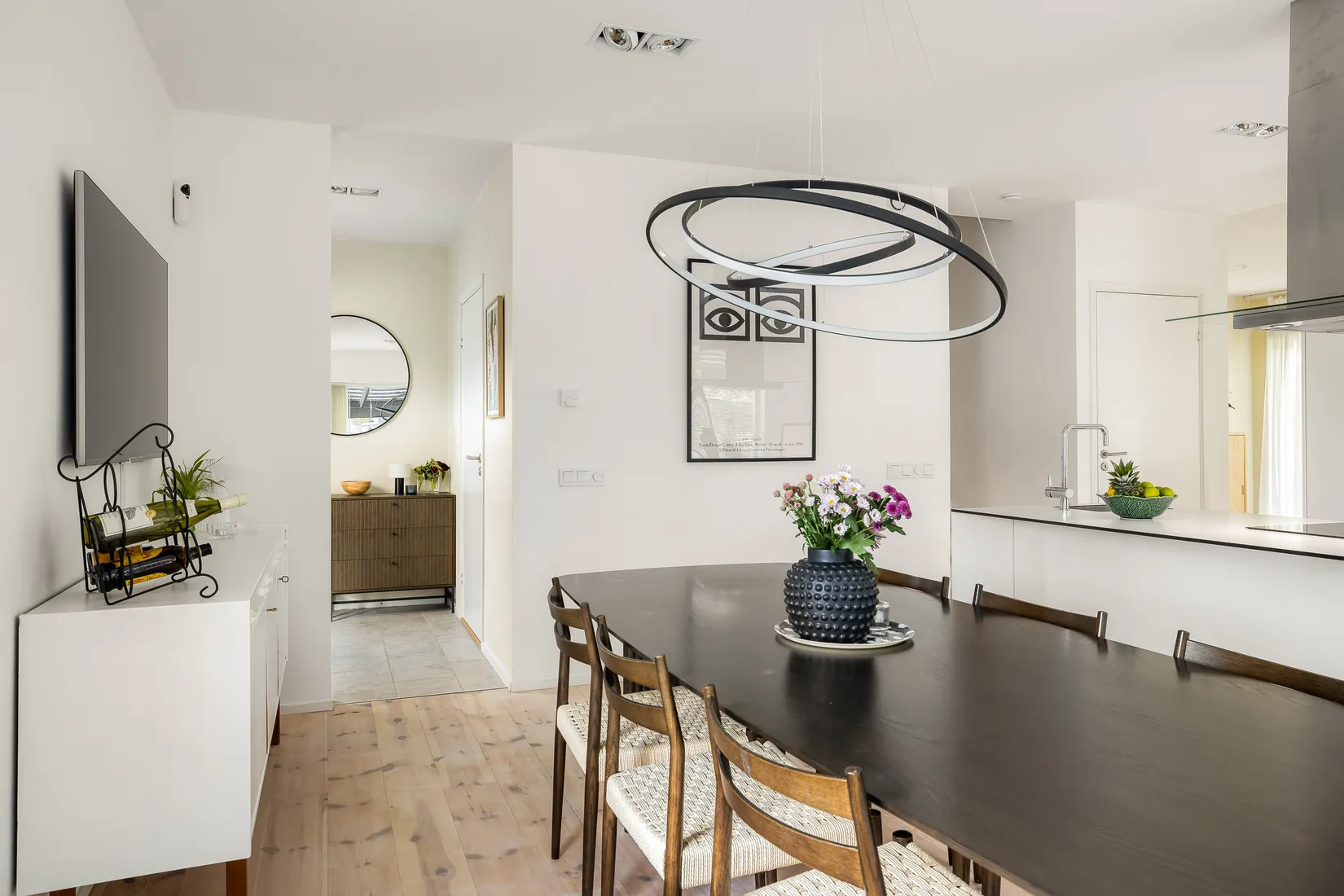 Radhus, Ängslyckan 21, Gånsta, Enköping