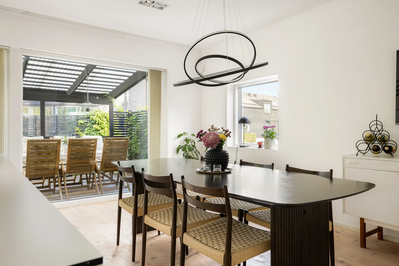 Radhus, Ängslyckan 21, Gånsta, Enköping