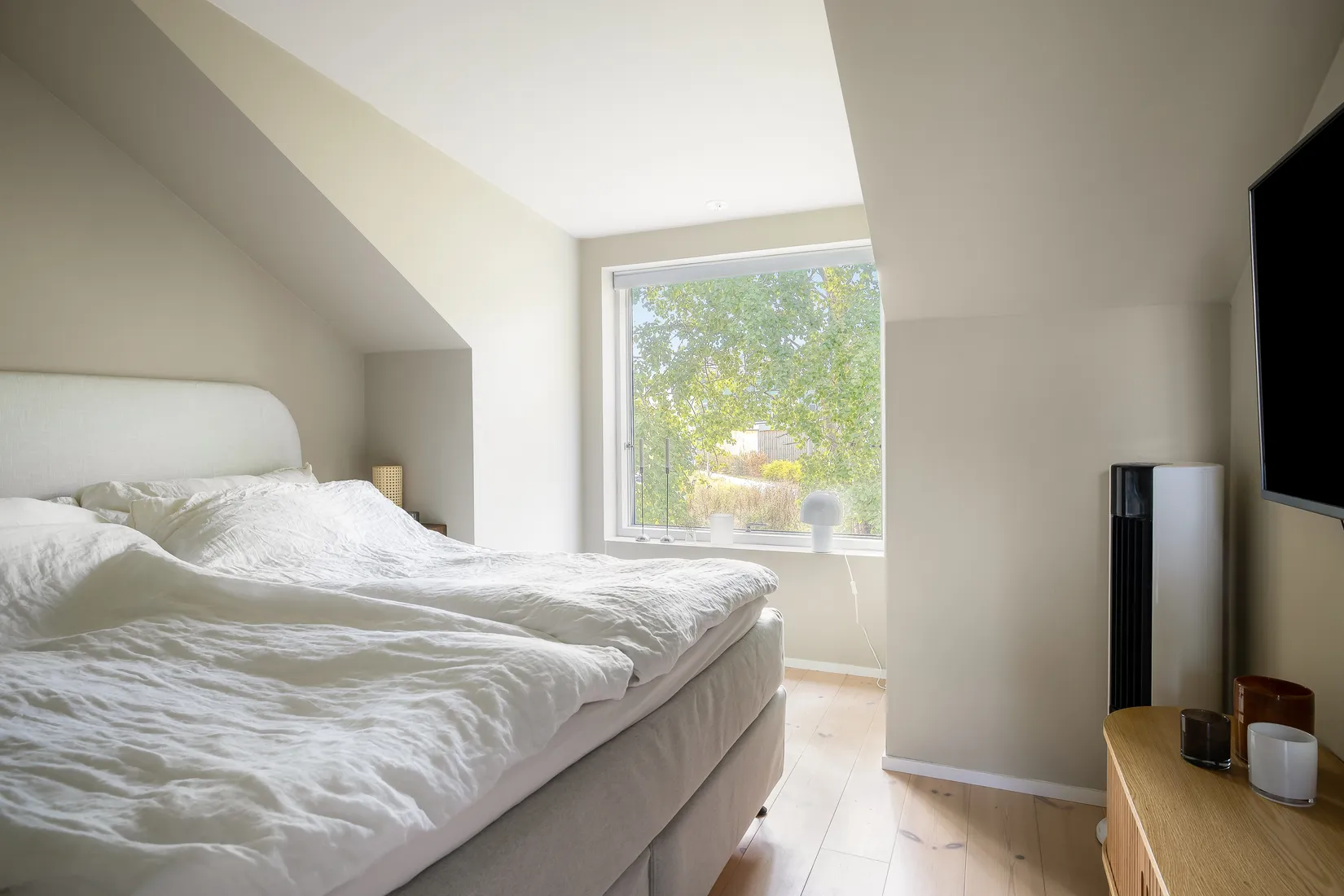 Radhus, Ängslyckan 21, Gånsta, Enköping