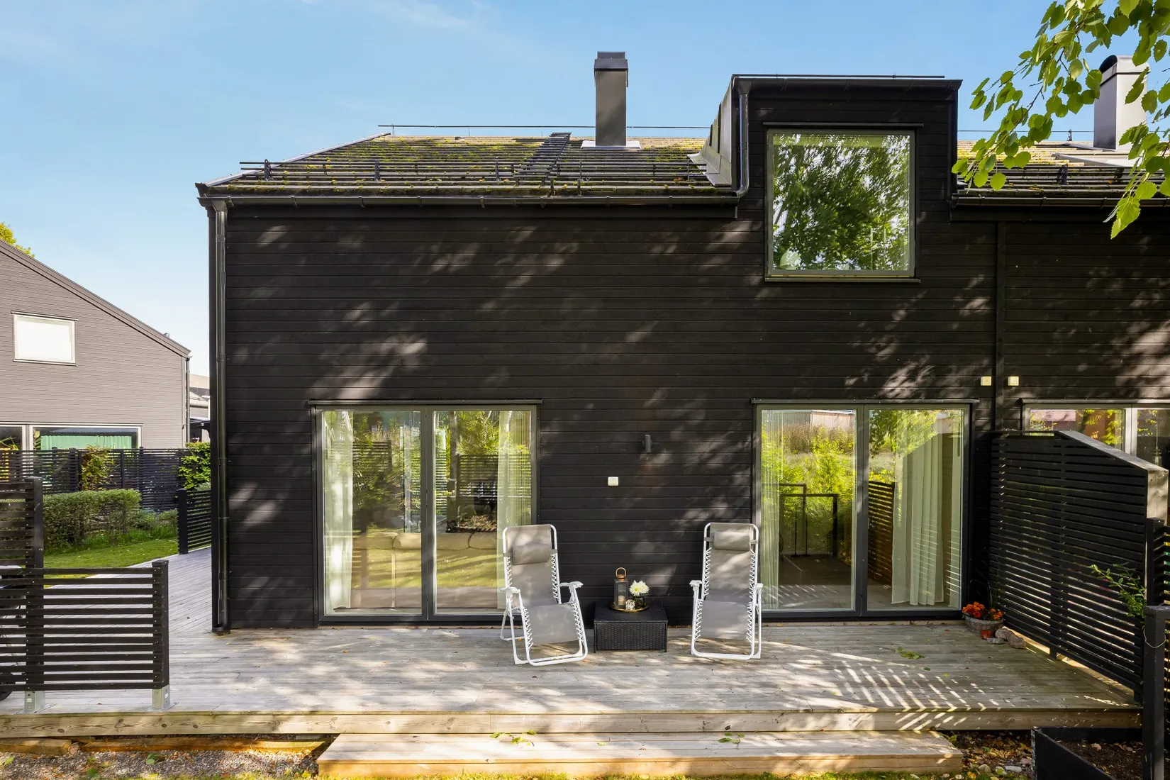Radhus, Ängslyckan 21, Gånsta, Enköping