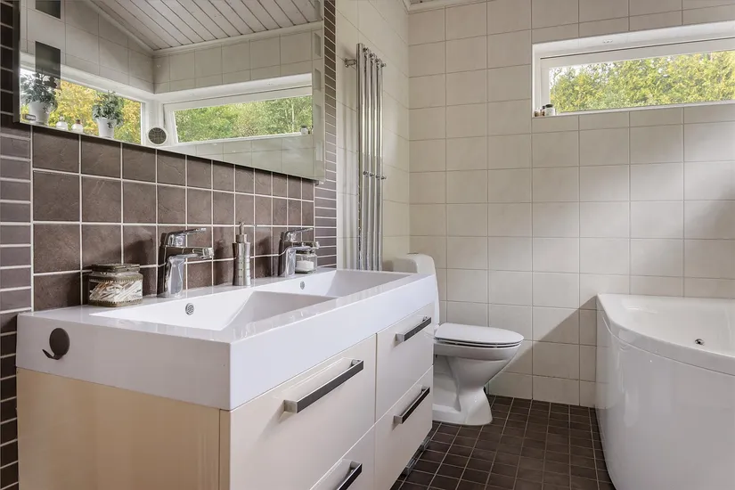 Villa, Almösundsvägen 33A, Tjörn