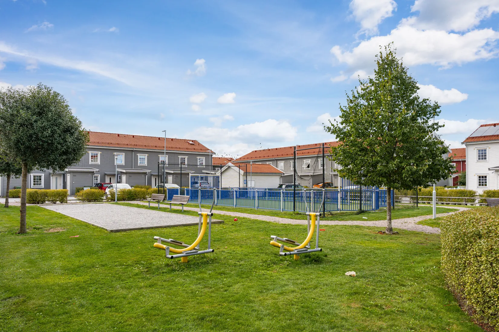 Radhus, Ulsavilagatan 19E, Norra Ormesta, Örebro