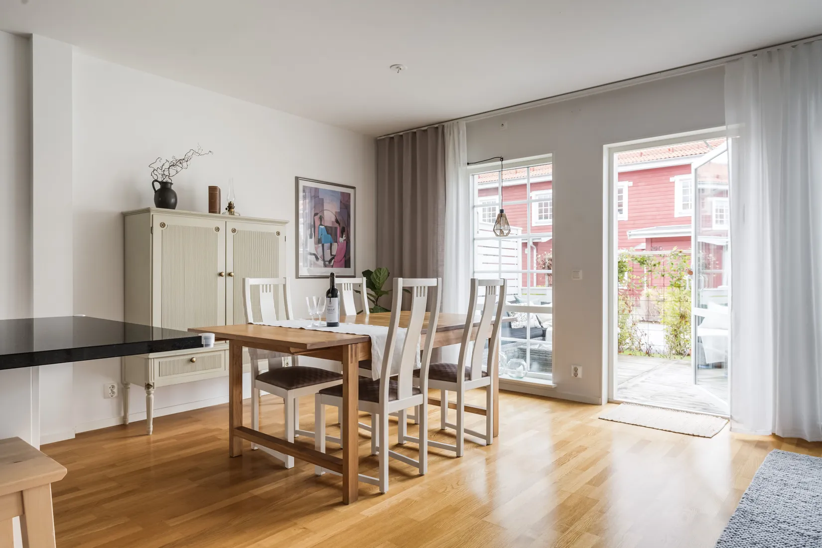 Radhus, Ulsavilagatan 19E, Norra Ormesta, Örebro
