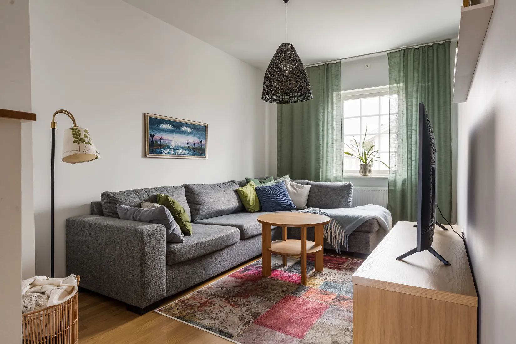 Radhus, Ulsavilagatan 19E, Norra Ormesta, Örebro