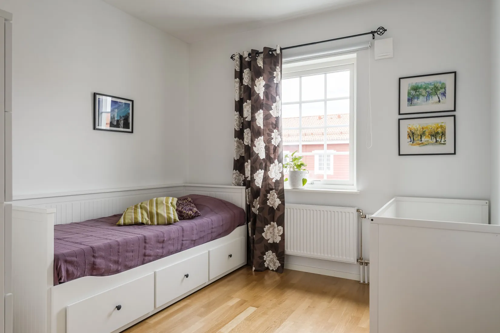 Radhus, Ulsavilagatan 19E, Norra Ormesta, Örebro