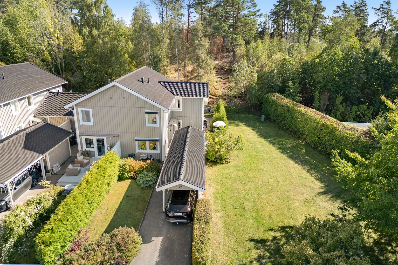 Radhus, Furuhällsvägen 24, Bålsta Furuhäll, Håbo