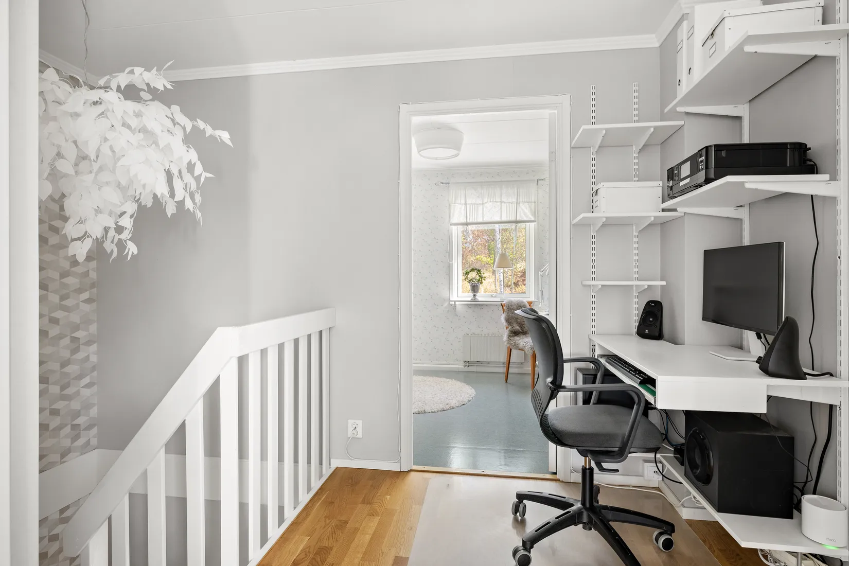 Radhus, Furuhällsvägen 24, Bålsta Furuhäll, Håbo
