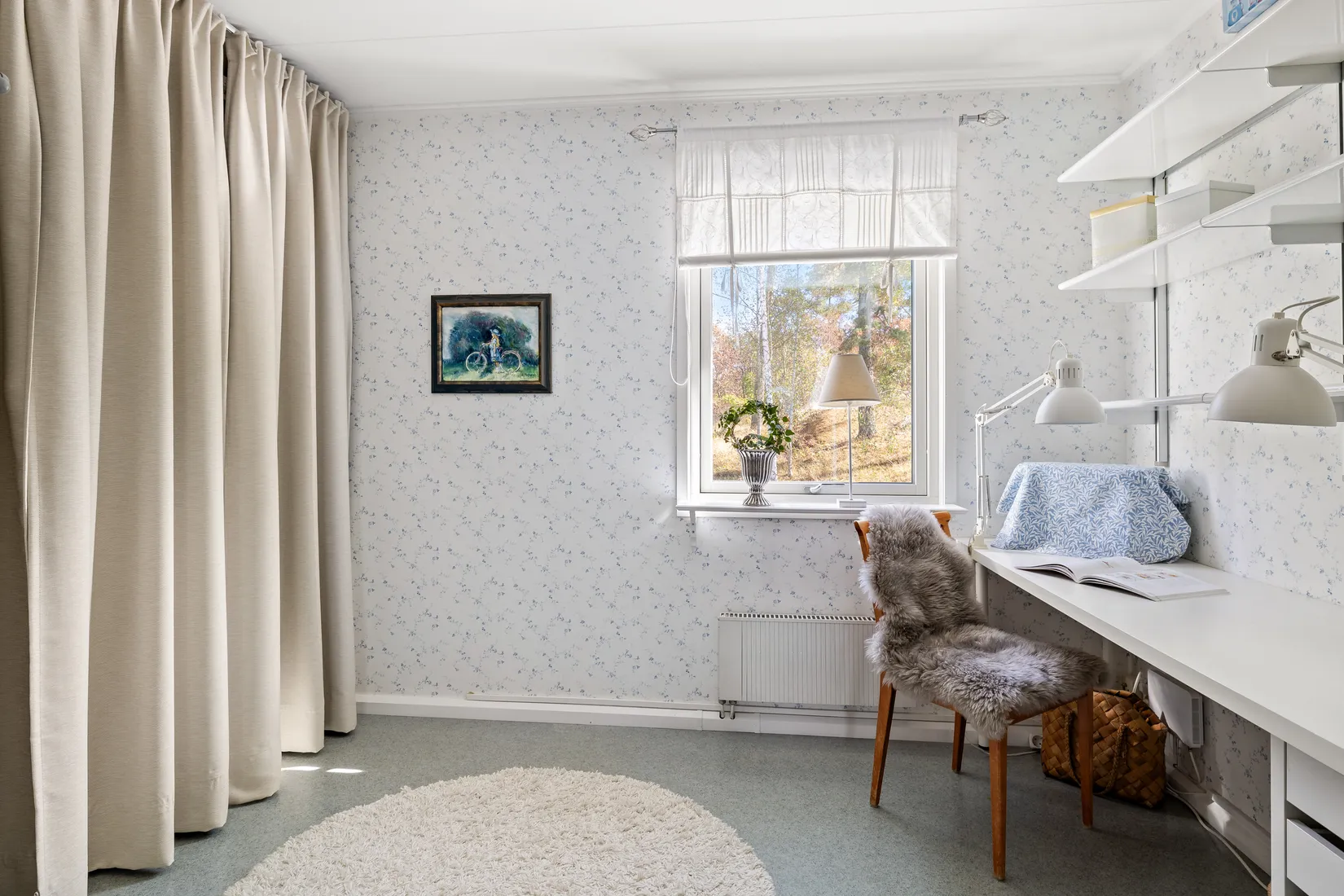 Radhus, Furuhällsvägen 24, Bålsta Furuhäll, Håbo