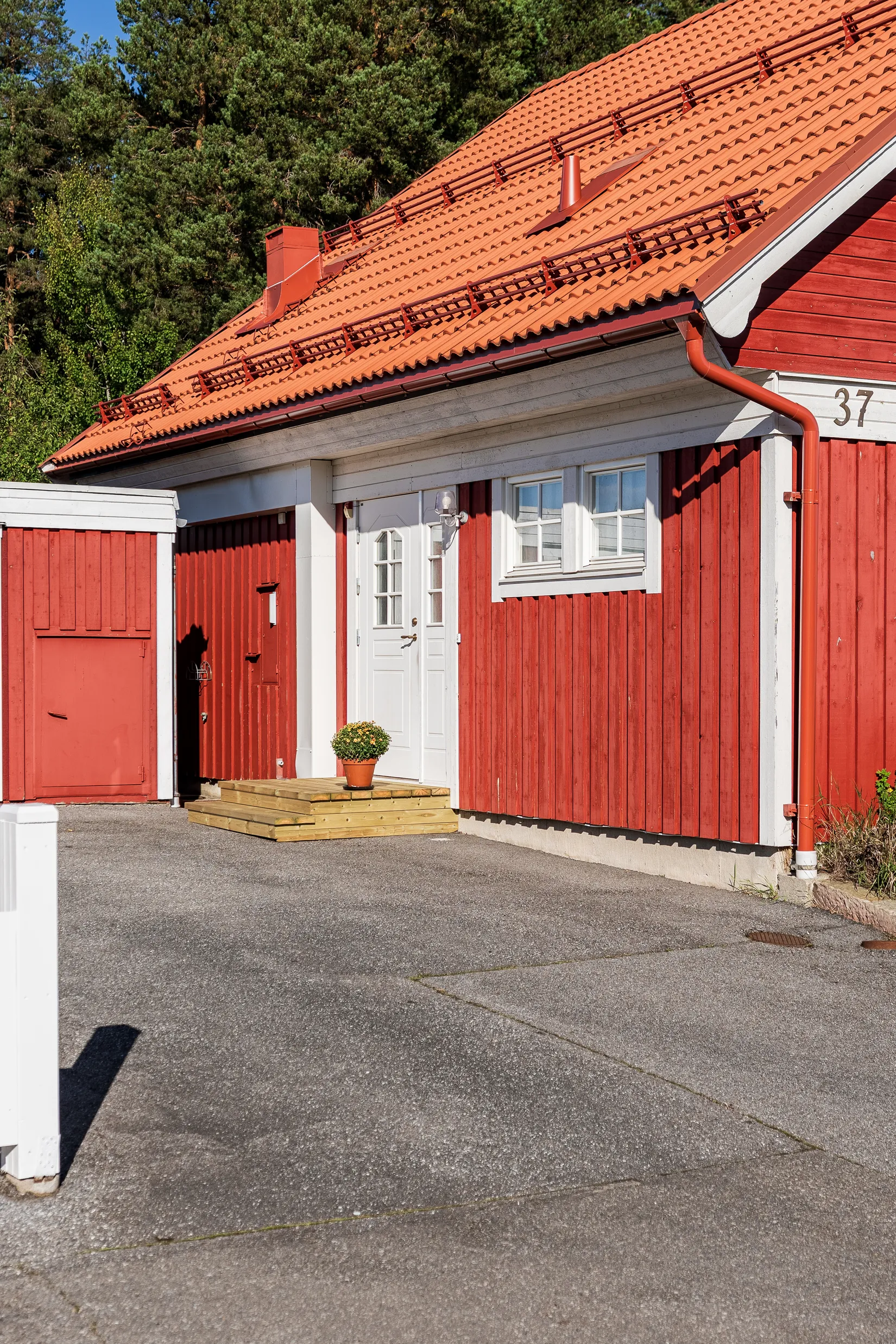 Radhus, Fågelbärsvägen 37, Odensala, Östersund