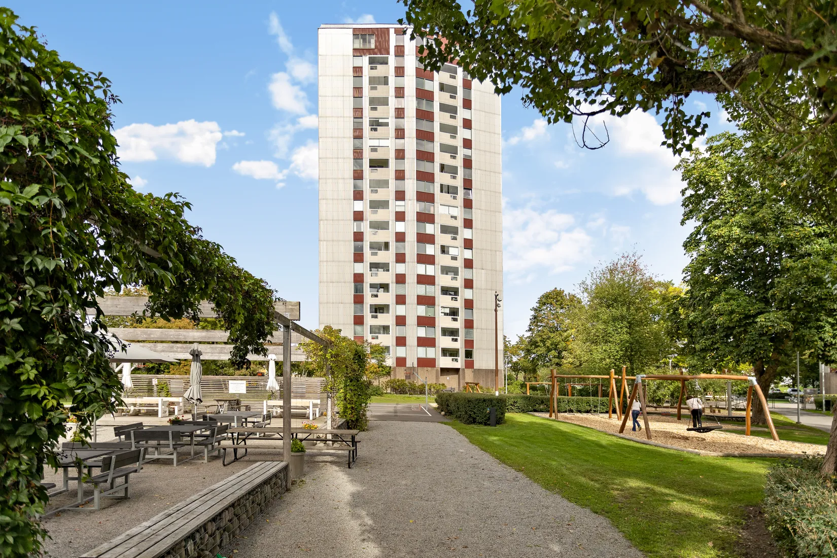 Bostadsrätt, Näsbydalsvägen 10, 8tr, Näsbydal, Täby
