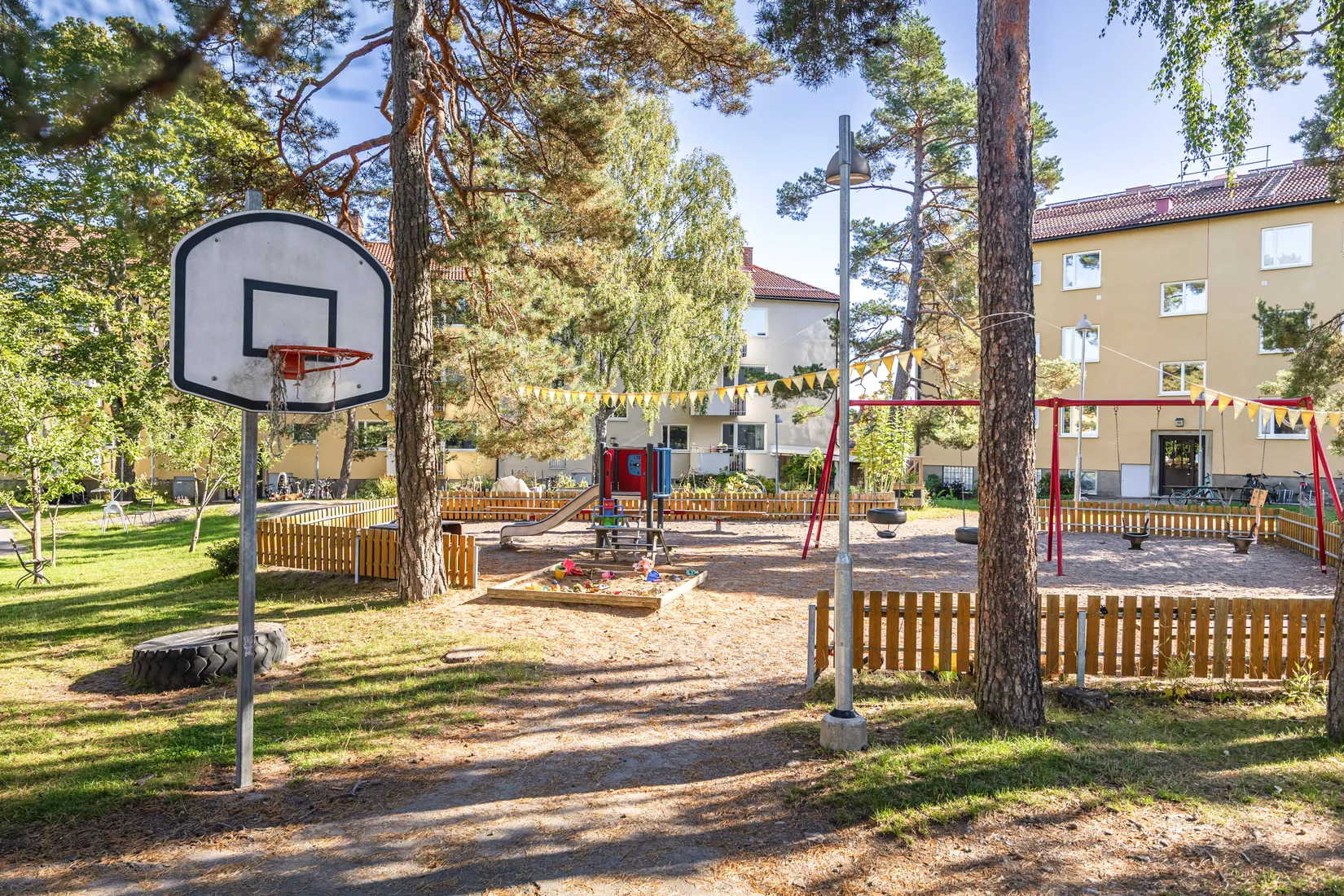 Bostadsrätt, Voxnegränd 24, Bagarmossen, Stockholm