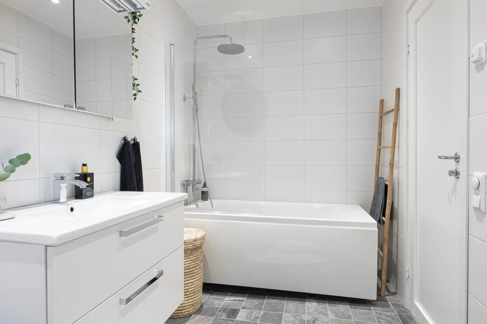 Villa, Fornbyvägen 8, Brotorp - Järvastaden, Sundbyberg