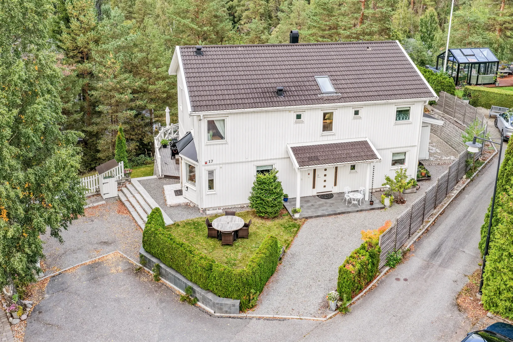 Villa, Jägarstigen 17, Falkberget/Landsnora, Sollentuna