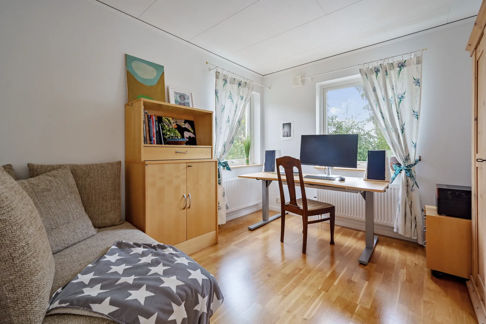 Villa, Jägarstigen 17, Falkberget/Landsnora, Sollentuna