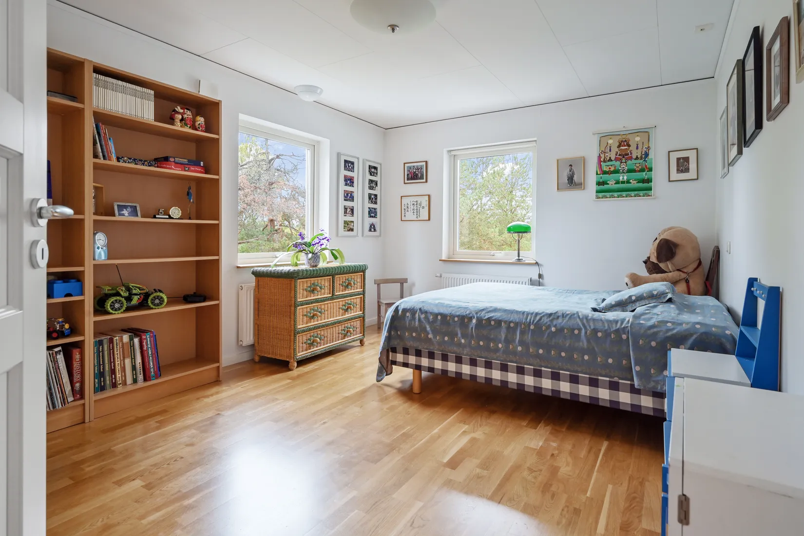 Villa, Jägarstigen 17, Falkberget/Landsnora, Sollentuna
