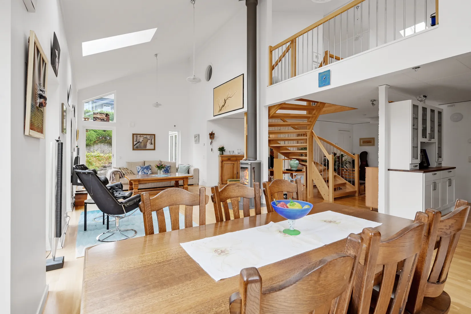 Villa, Jägarstigen 17, Falkberget/Landsnora, Sollentuna