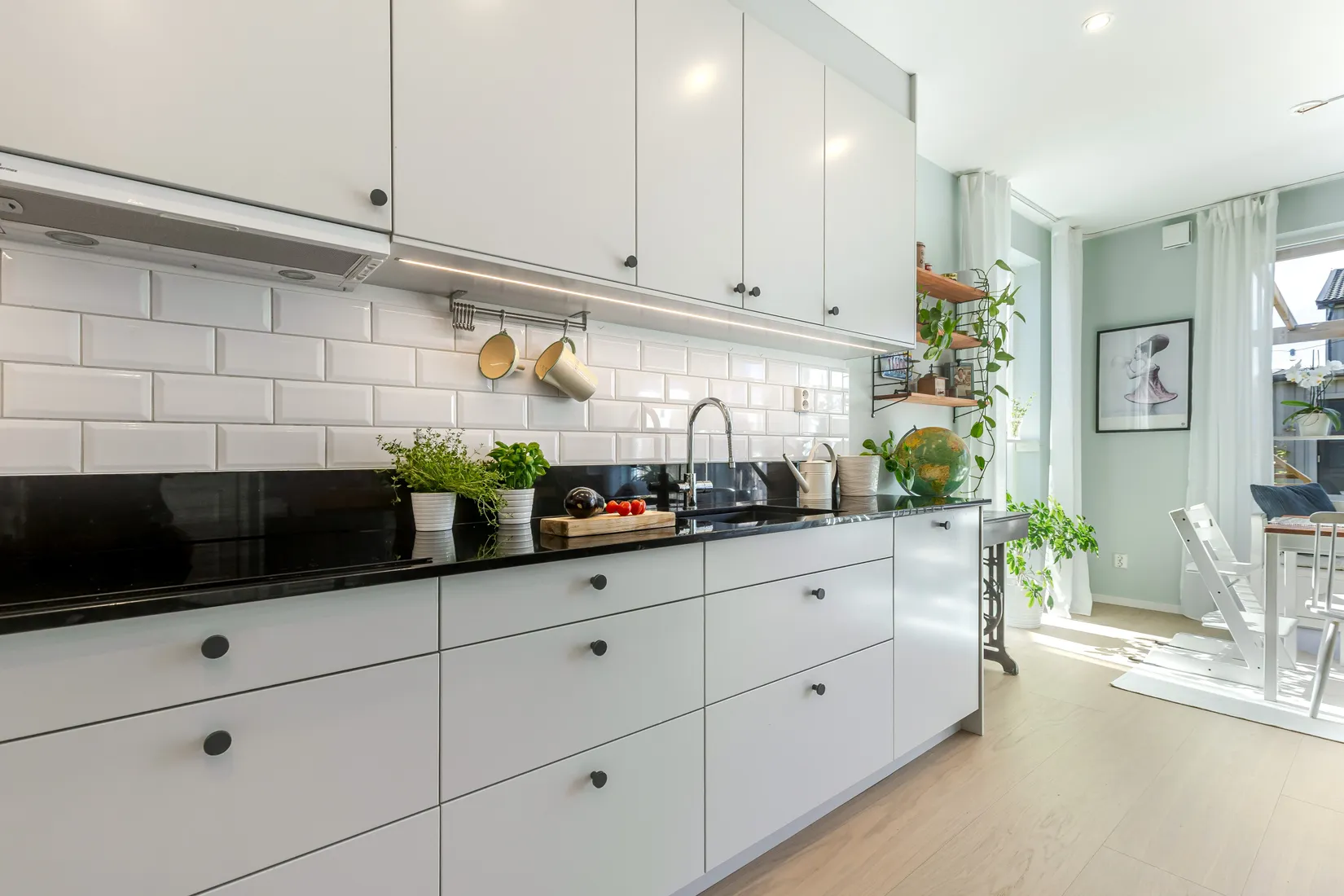 Radhus, Vildsvinsvägen 10B, Marielundsviken, Strängnäs