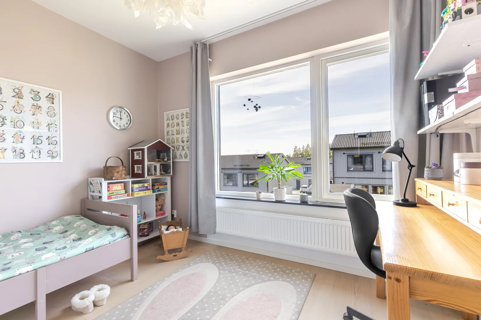 Radhus, Vildsvinsvägen 10B, Marielundsviken, Strängnäs
