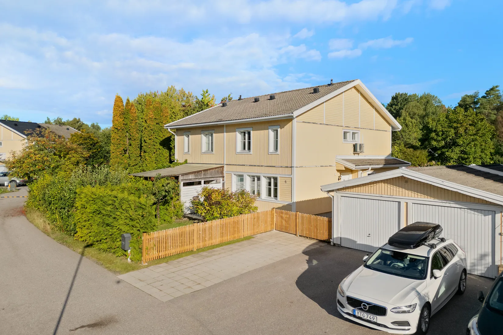 Radhus, Kuskvägen 6, Bålsta Gillmarksbyn, Håbo