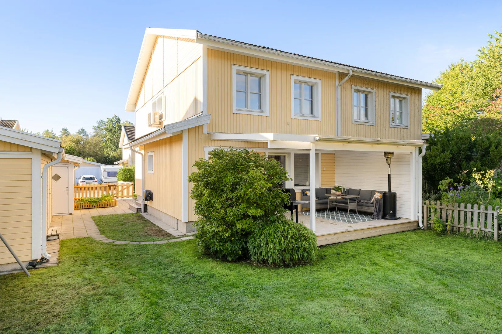 Radhus, Kuskvägen 6, Bålsta Gillmarksbyn, Håbo