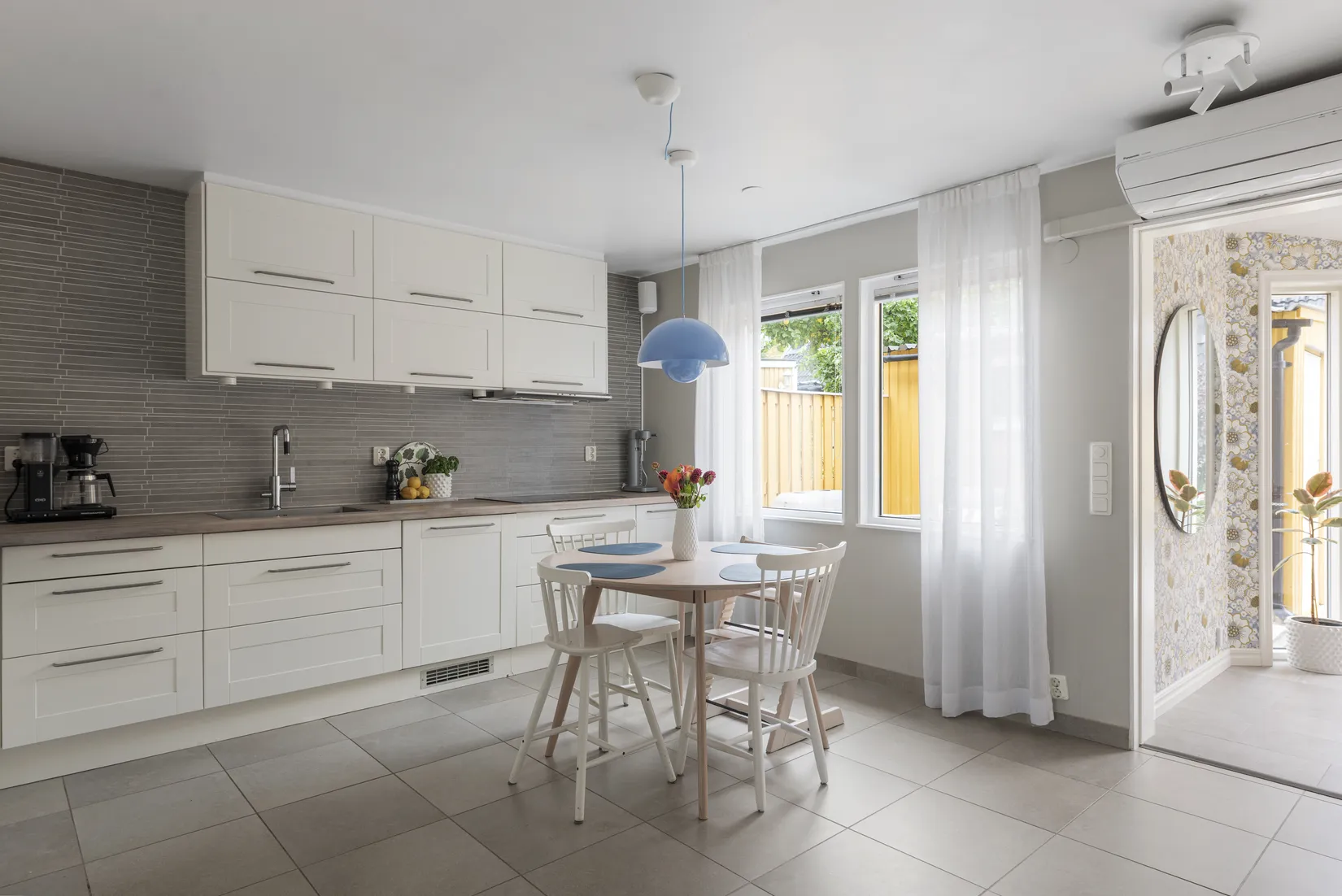 Radhus, Ellagårdsvägen 123, Ella Gård, Täby