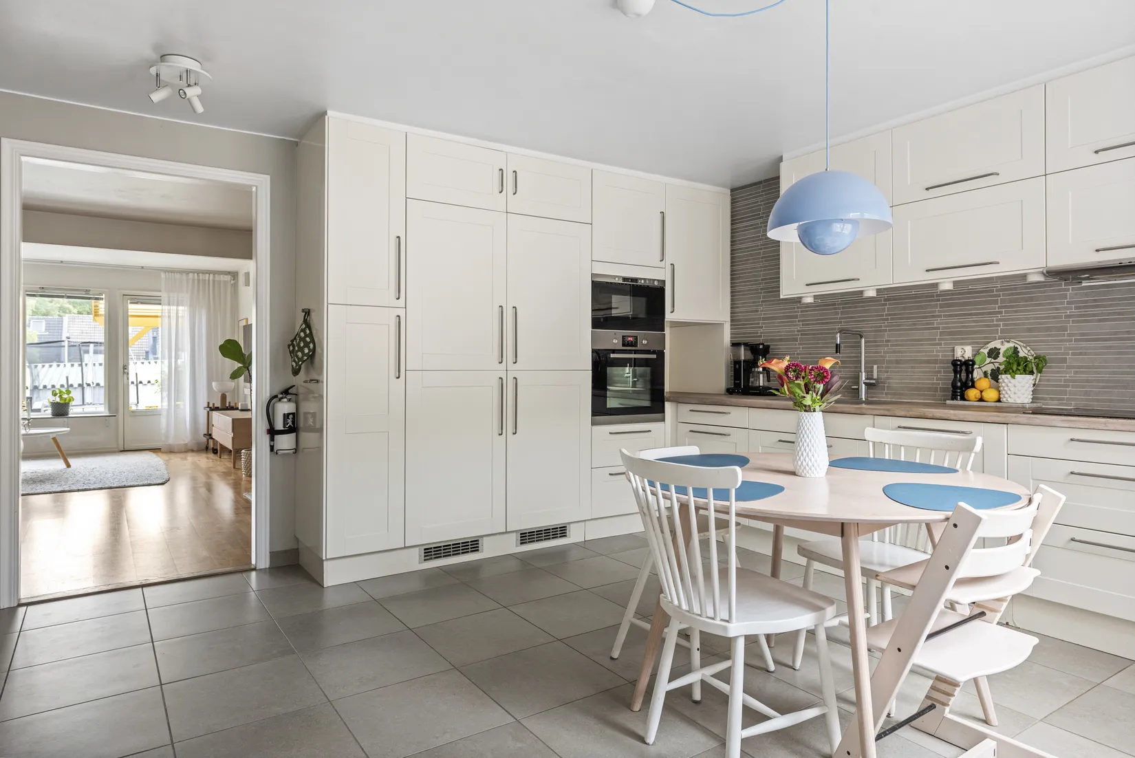 Radhus, Ellagårdsvägen 123, Ella Gård, Täby