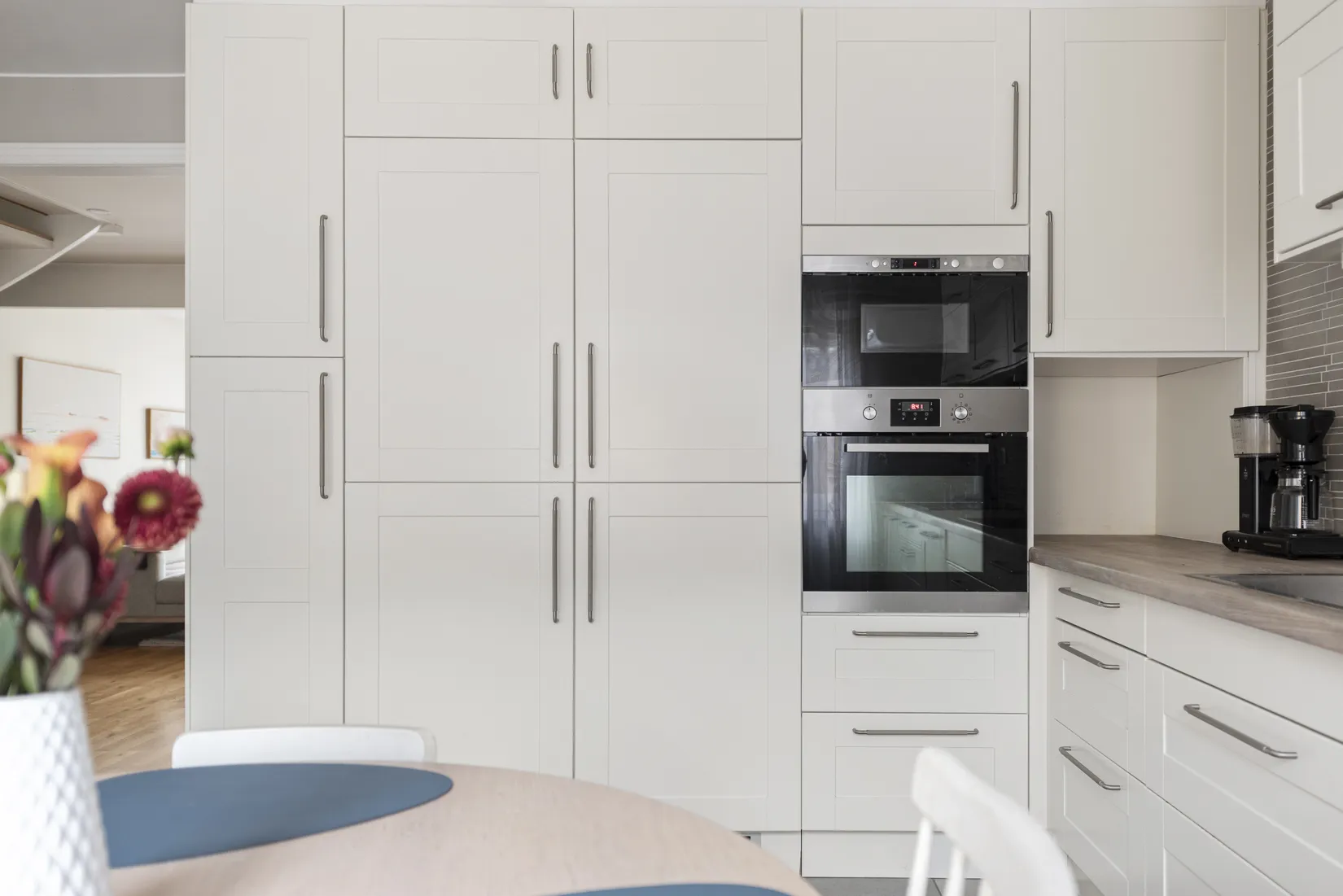 Radhus, Ellagårdsvägen 123, Ella Gård, Täby