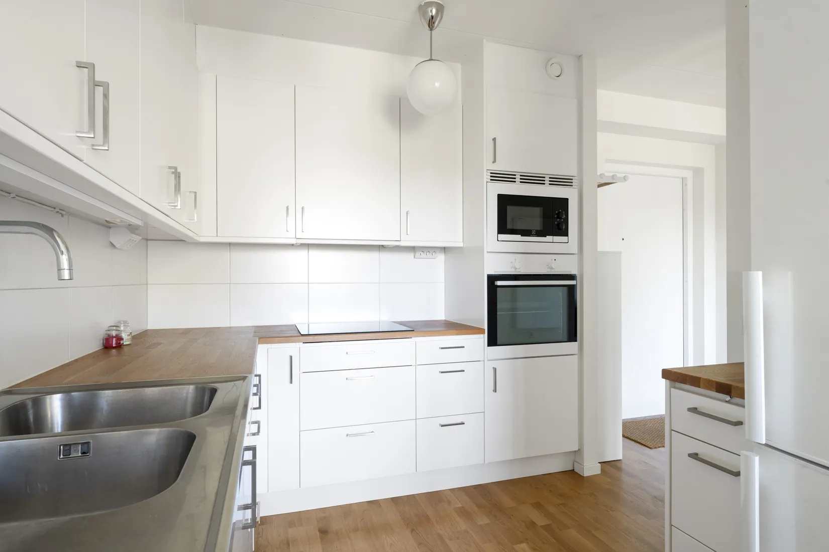Bostadsrätt, Källtorpsvägen 21, 3tr med glimrande utsikt över Centralparken, Näsbypark, Täby