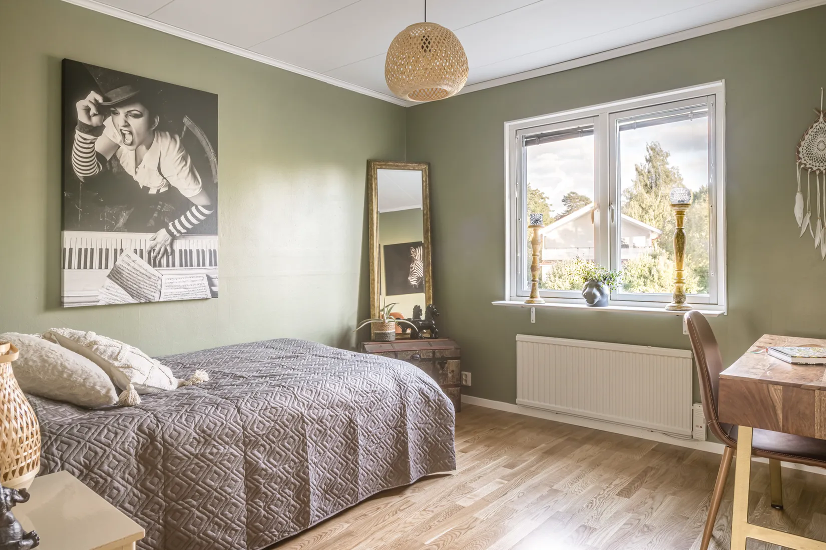 Radhus, BYLEGÅRDSVÄGEN 27, Täby kyrkby - byle, Täby