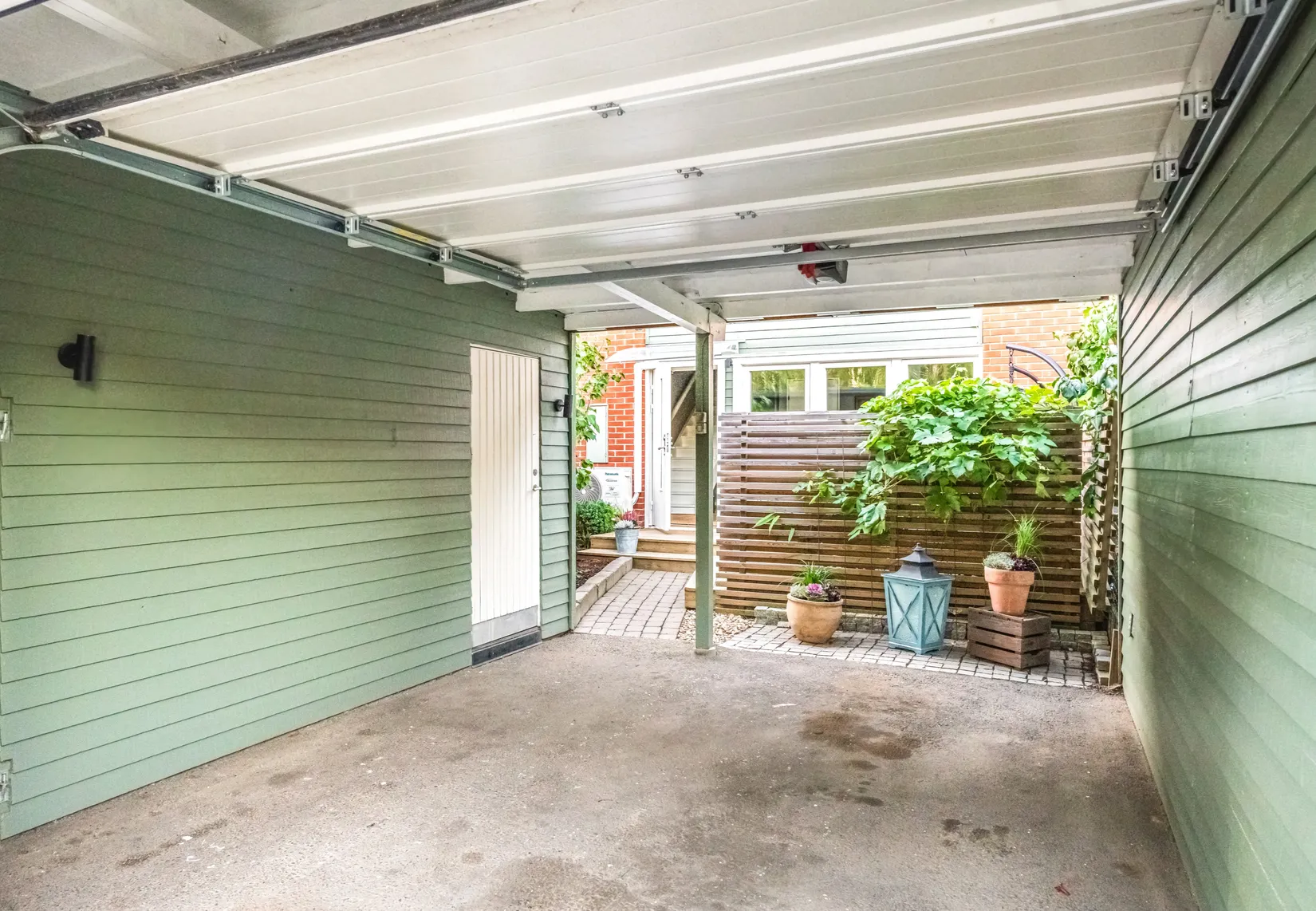Radhus, BYLEGÅRDSVÄGEN 27, Täby kyrkby - byle, Täby