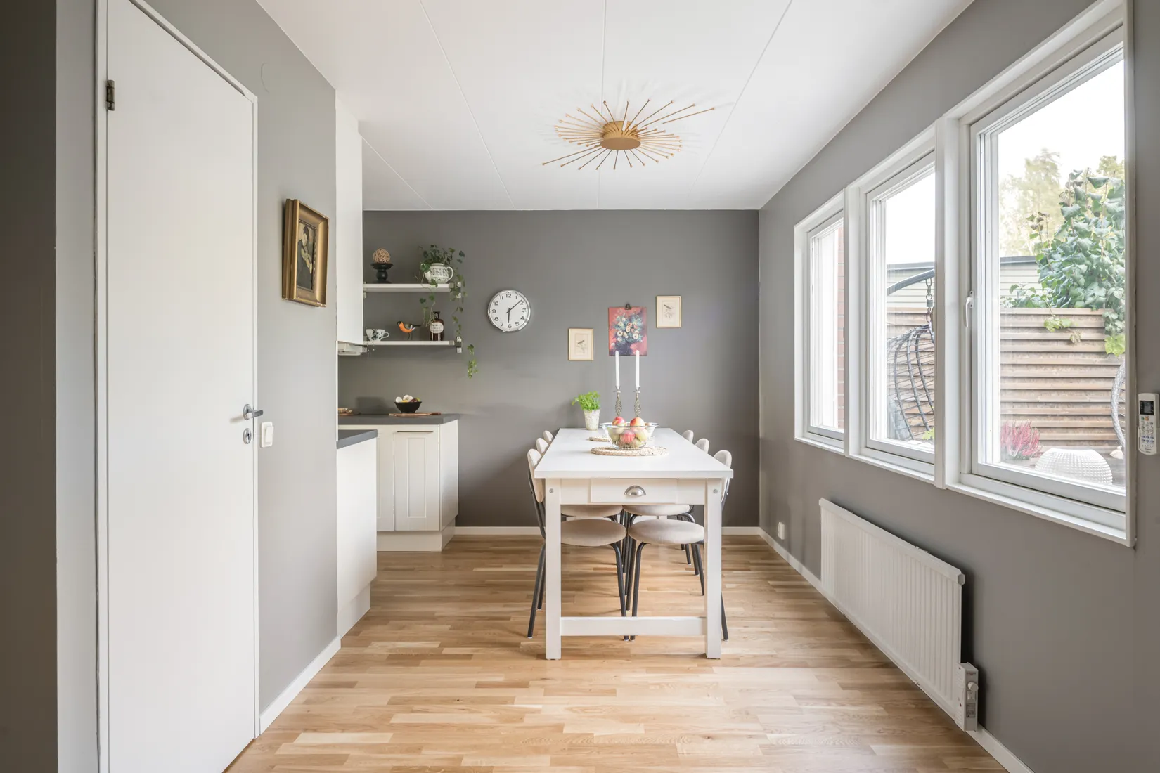 Radhus, BYLEGÅRDSVÄGEN 27, Täby kyrkby - byle, Täby
