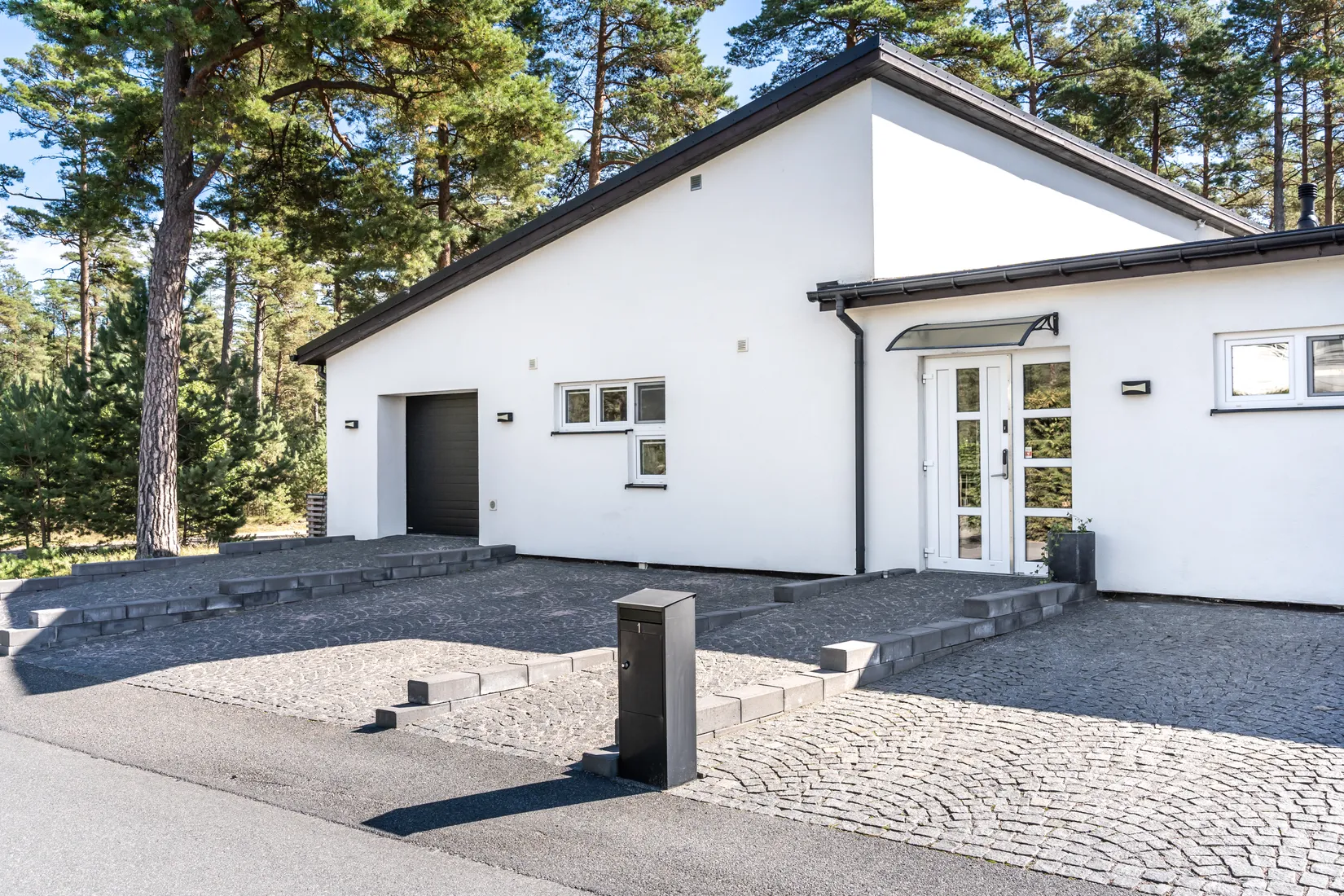 Villa, Kyndelvägen 1, Vannebergaområdet, Kristianstad