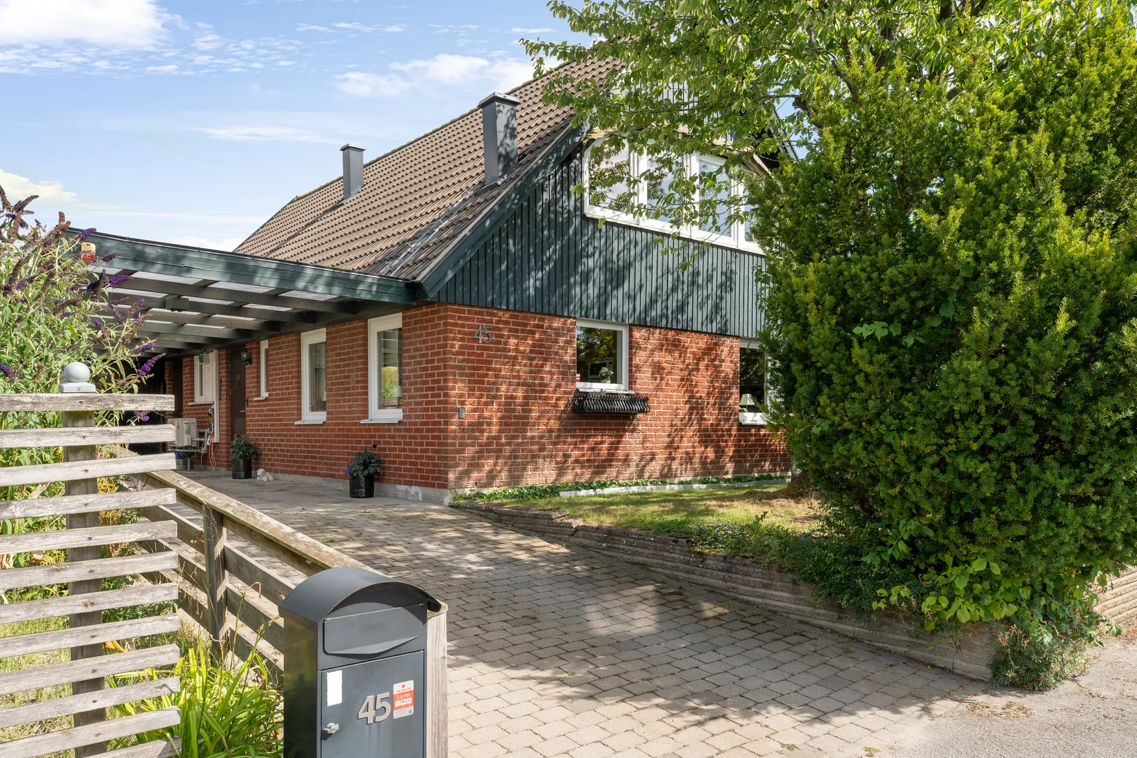 Villa, Näktergalsgatan 45, Vellinge