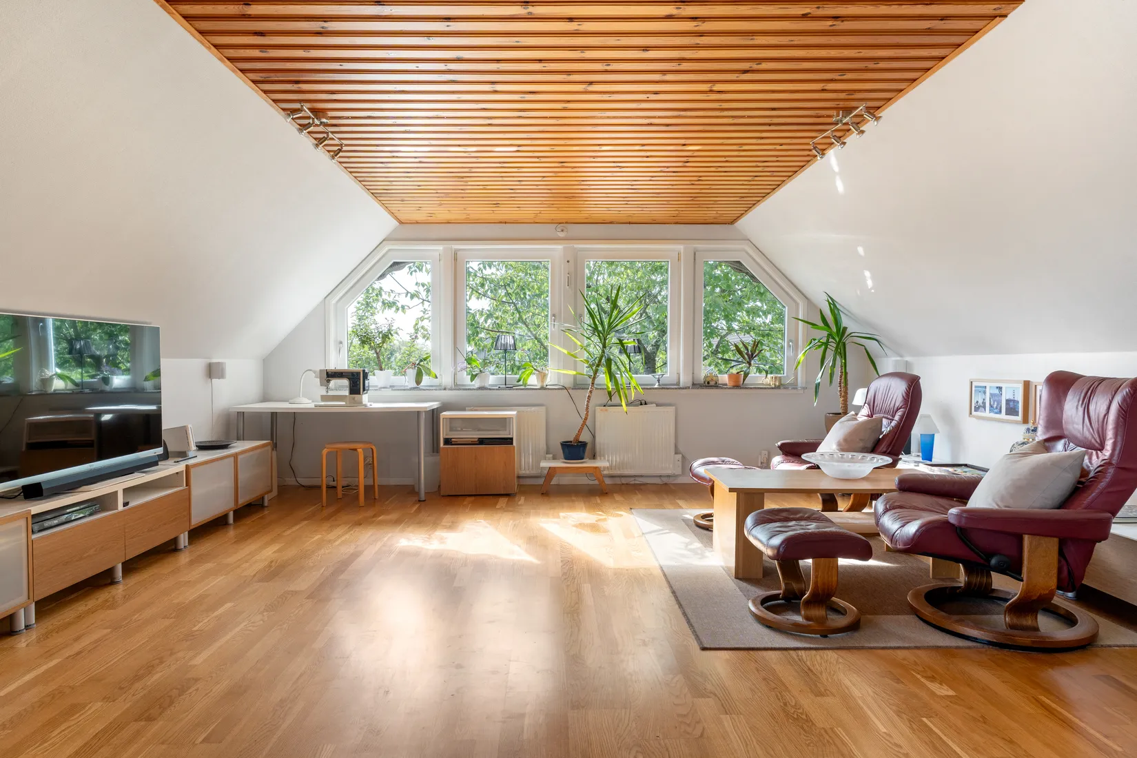 Villa, Näktergalsgatan 45, Vellinge