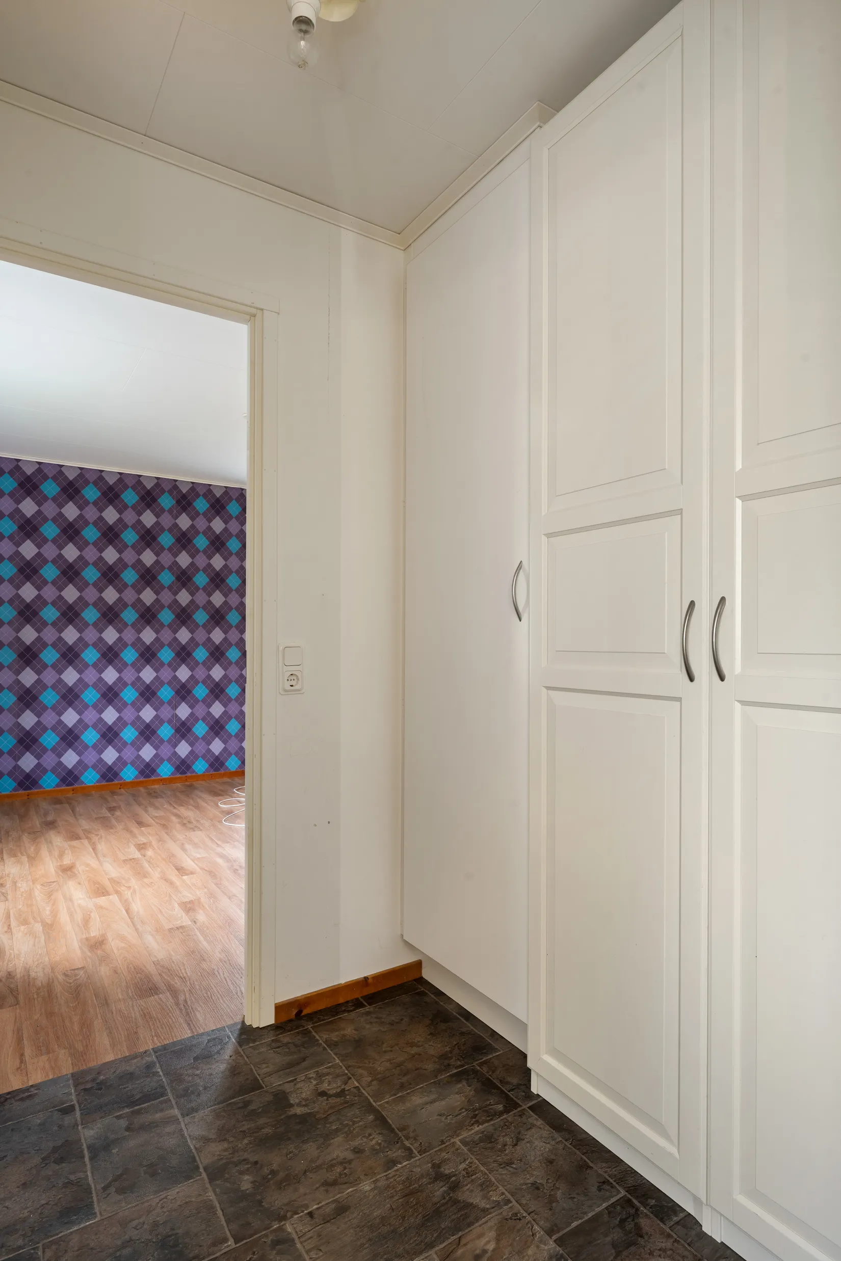 Villa, Hammarby backe 9, Älmsta, Norrtälje