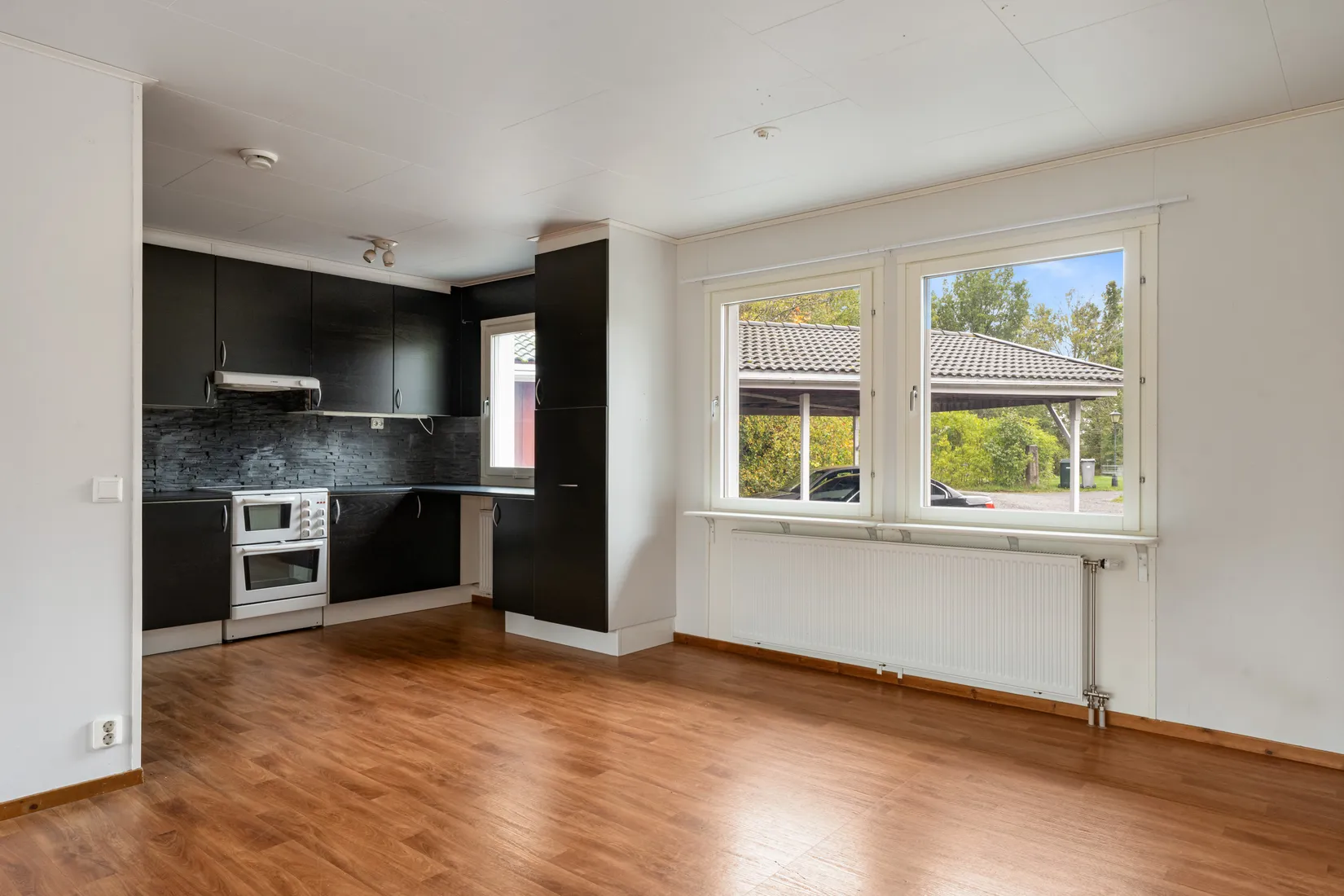 Villa, Hammarby backe 9, Älmsta, Norrtälje