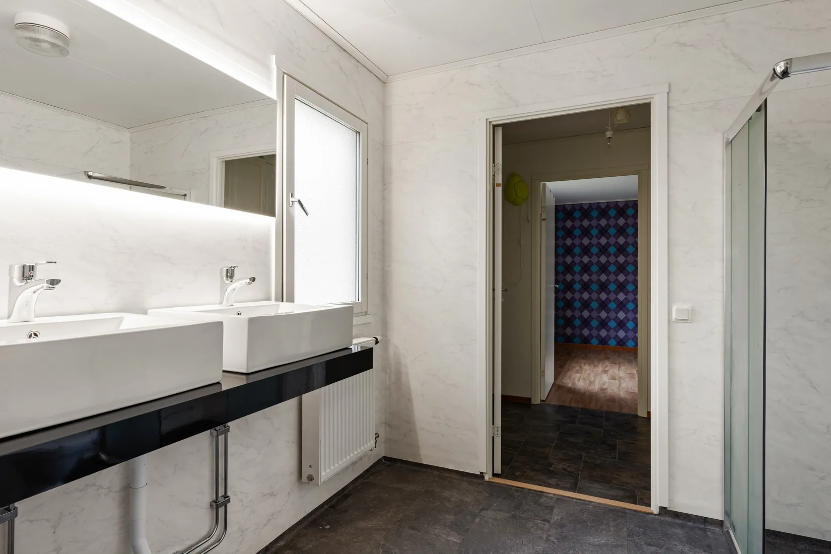 Villa, Hammarby backe 9, Älmsta, Norrtälje