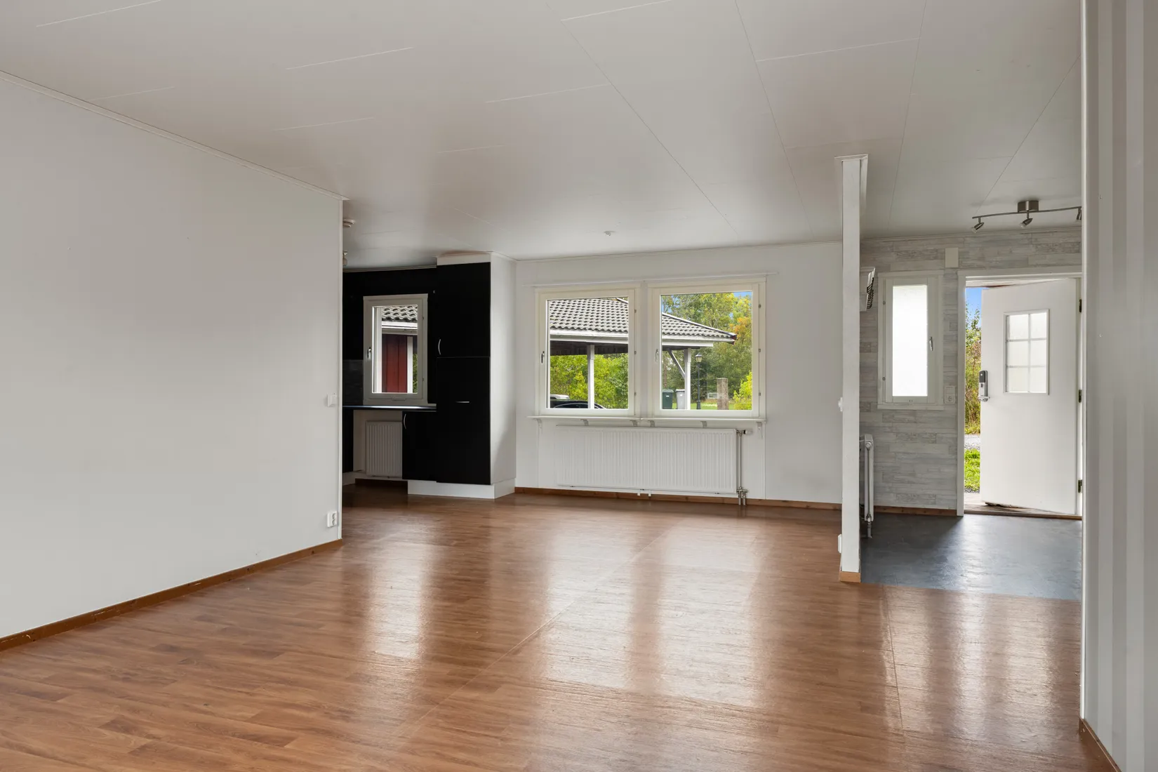 Villa, Hammarby backe 9, Älmsta, Norrtälje
