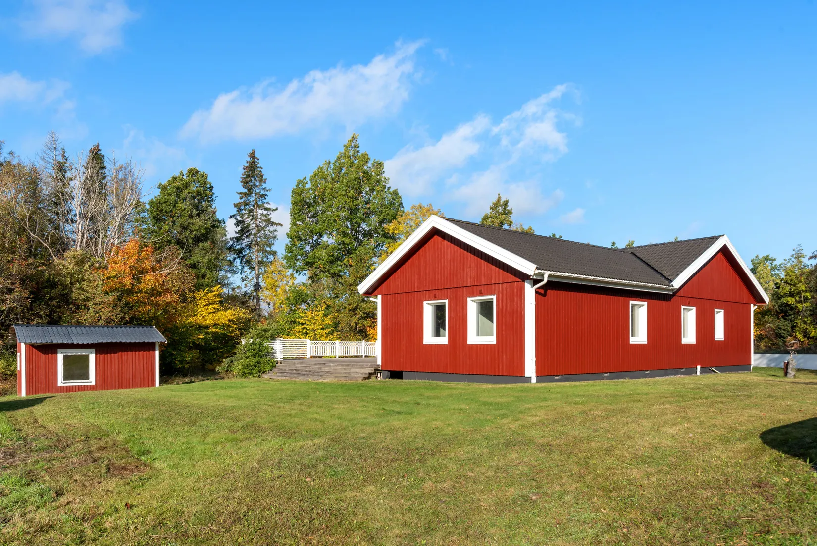 Villa, Hammarby backe 9, Älmsta, Norrtälje