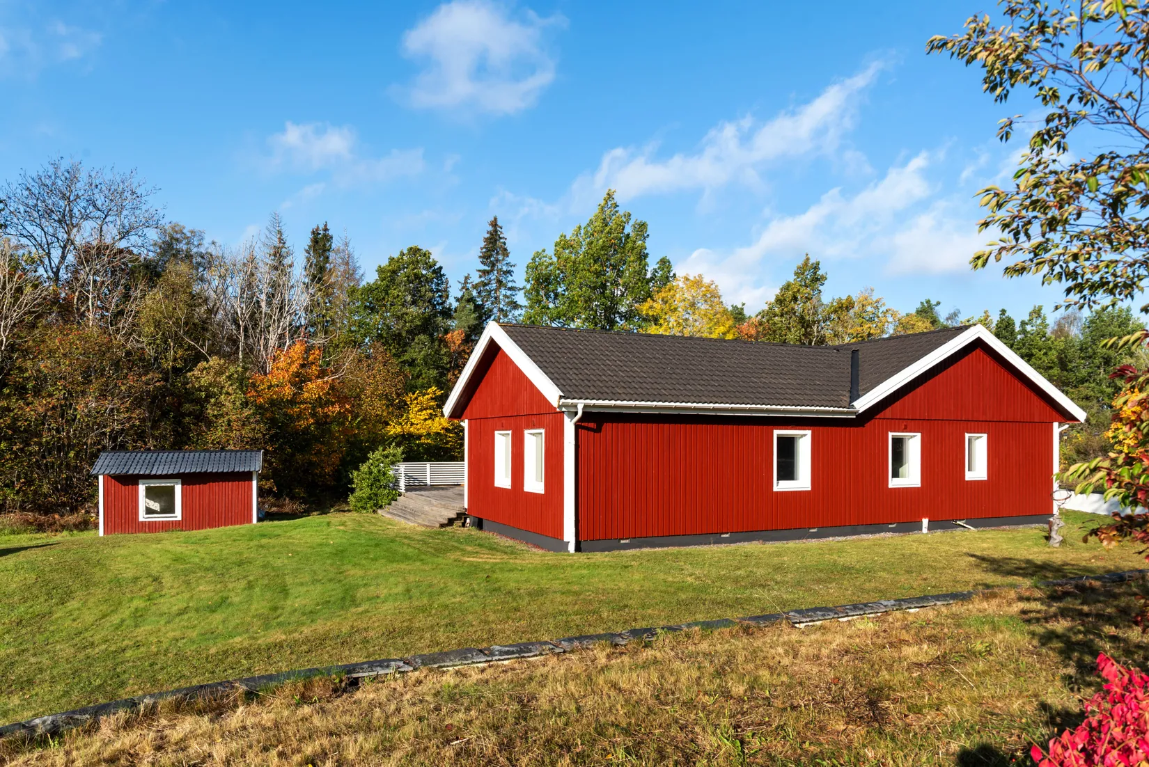 Villa, Hammarby backe 9, Älmsta, Norrtälje