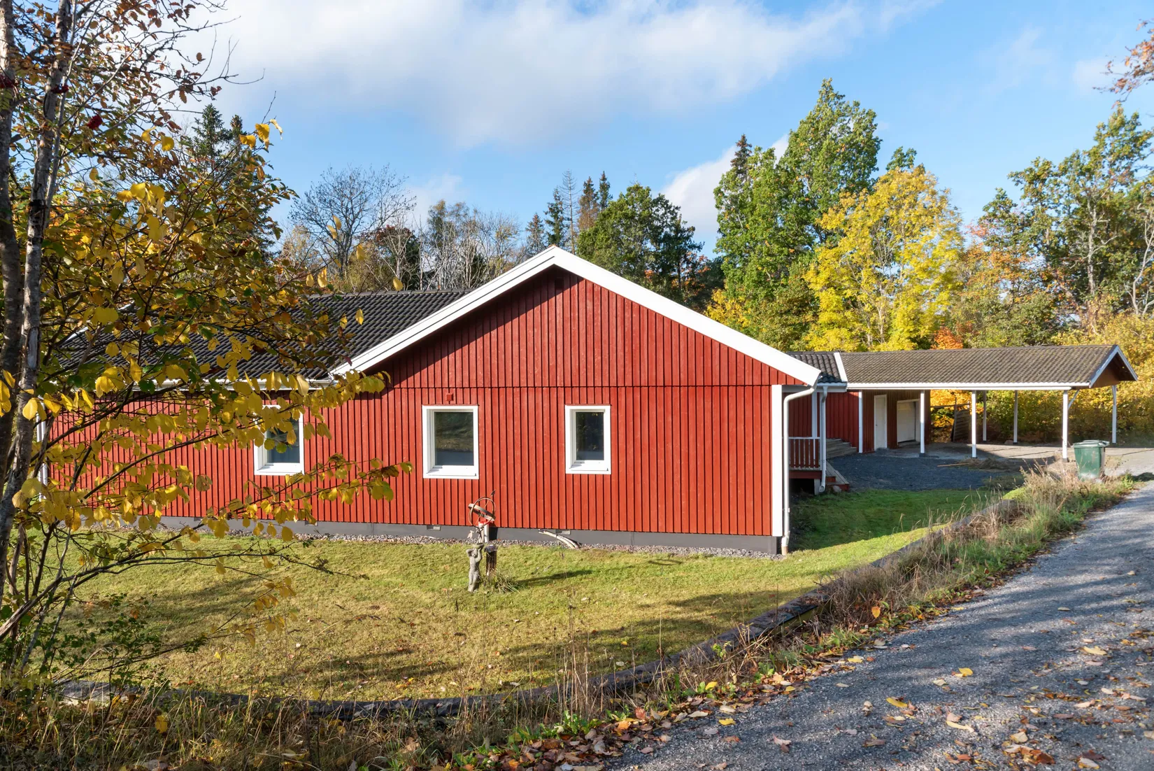 Villa, Hammarby backe 9, Älmsta, Norrtälje