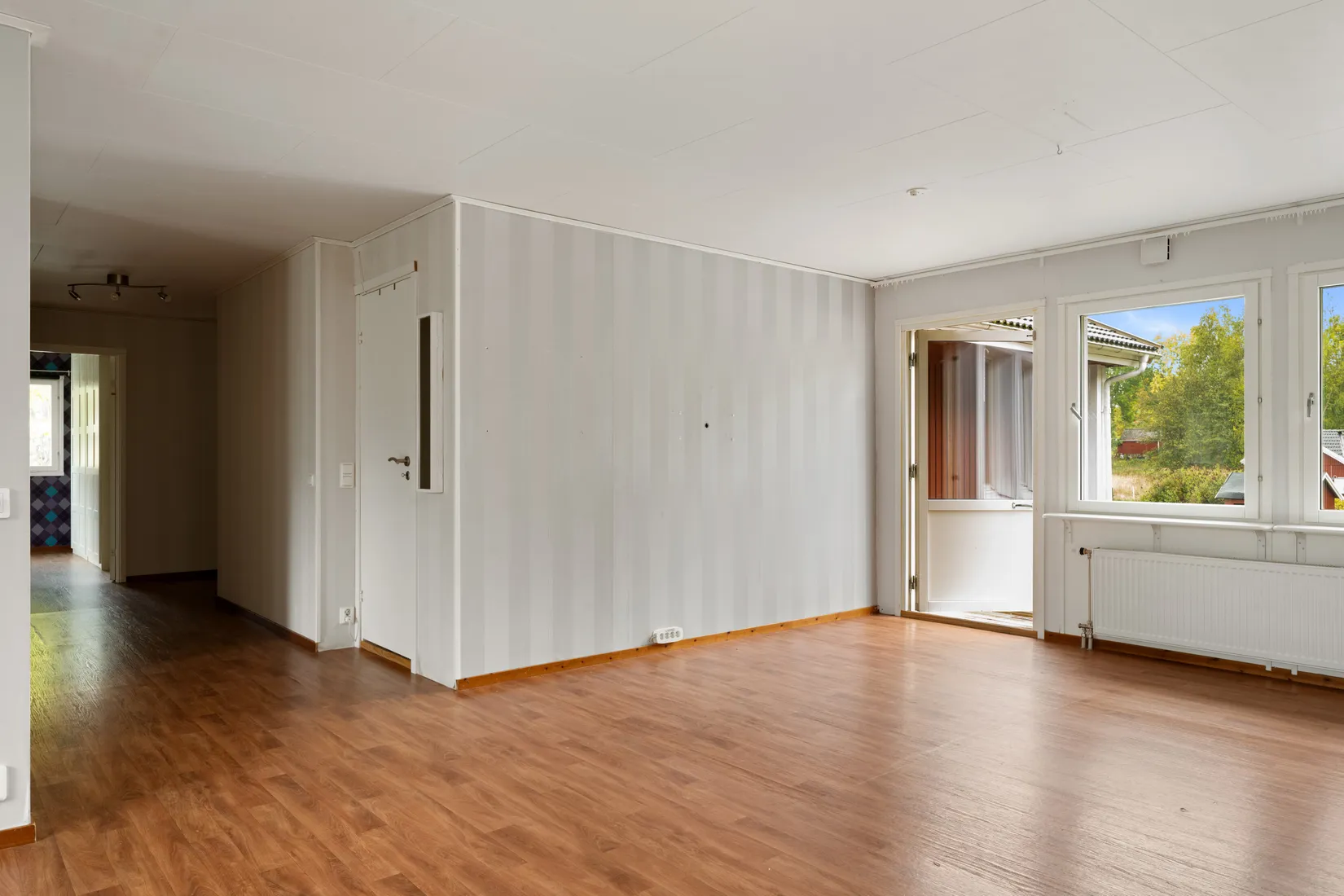 Villa, Hammarby backe 9, Älmsta, Norrtälje