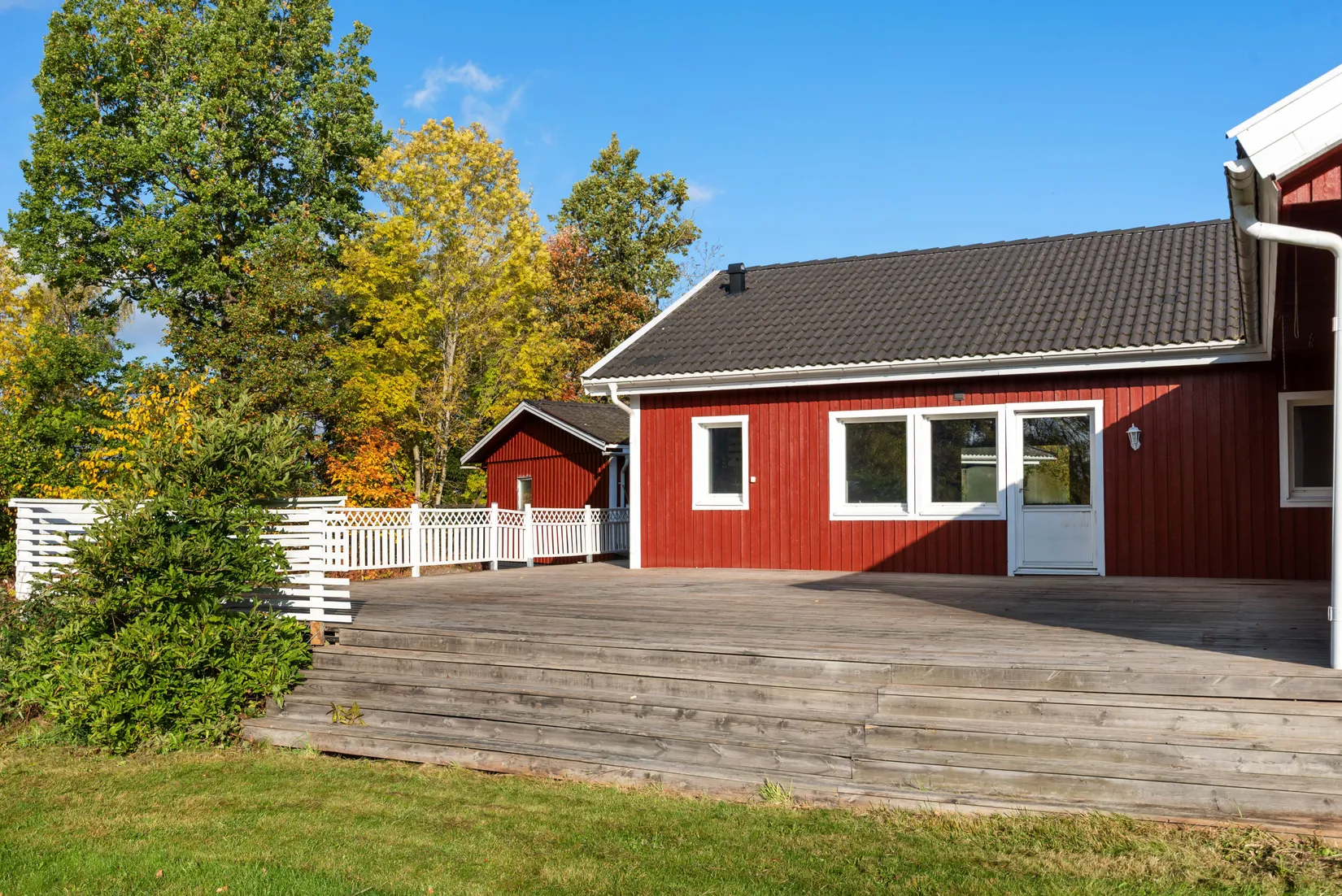 Villa, Hammarby backe 9, Älmsta, Norrtälje